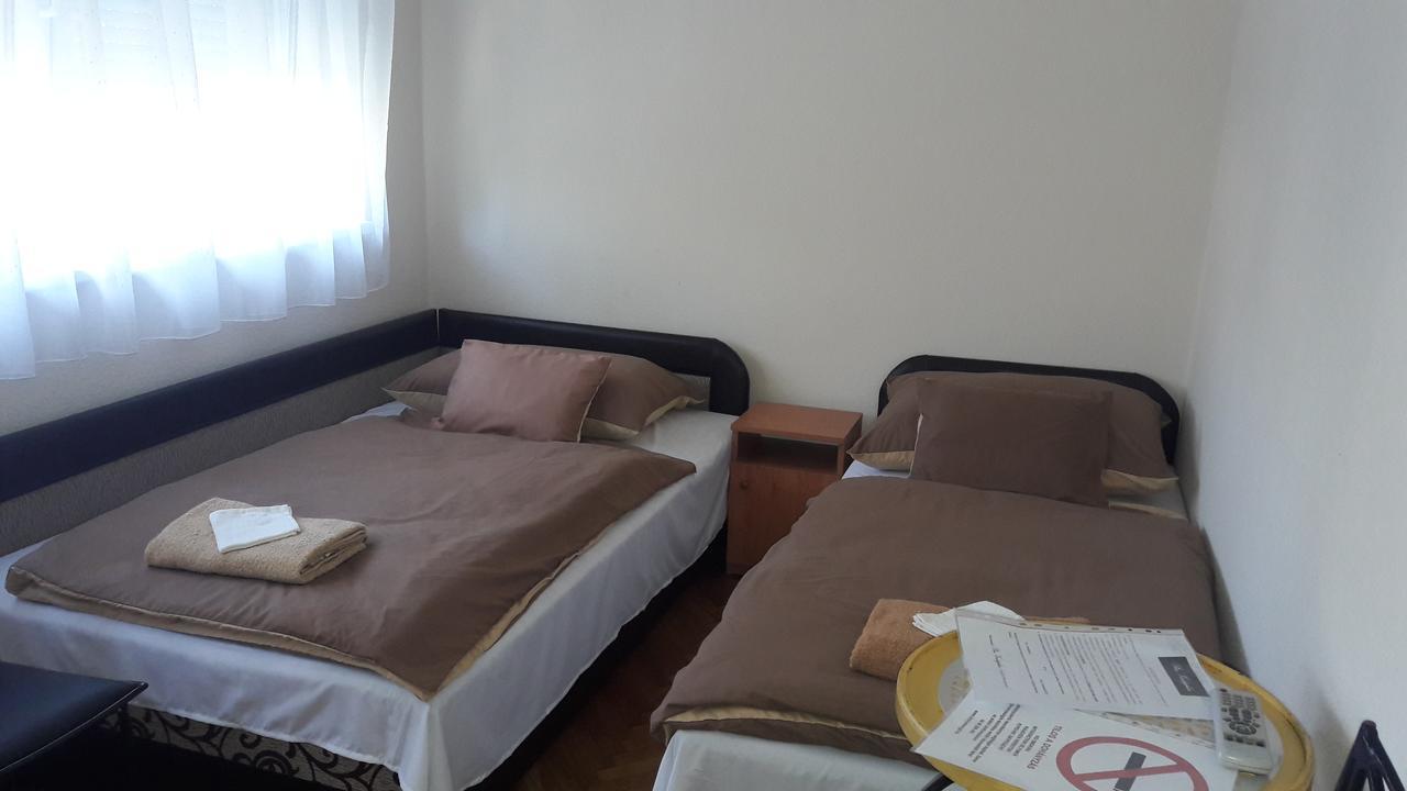 Pero Vendeghaz Hotel Debrecen Ngoại thất bức ảnh